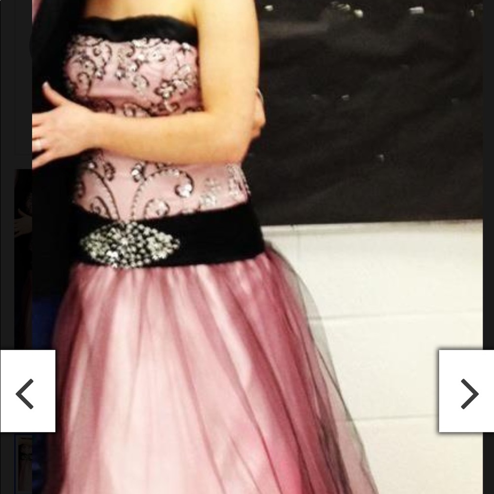 Size 4 pink and black prom dress